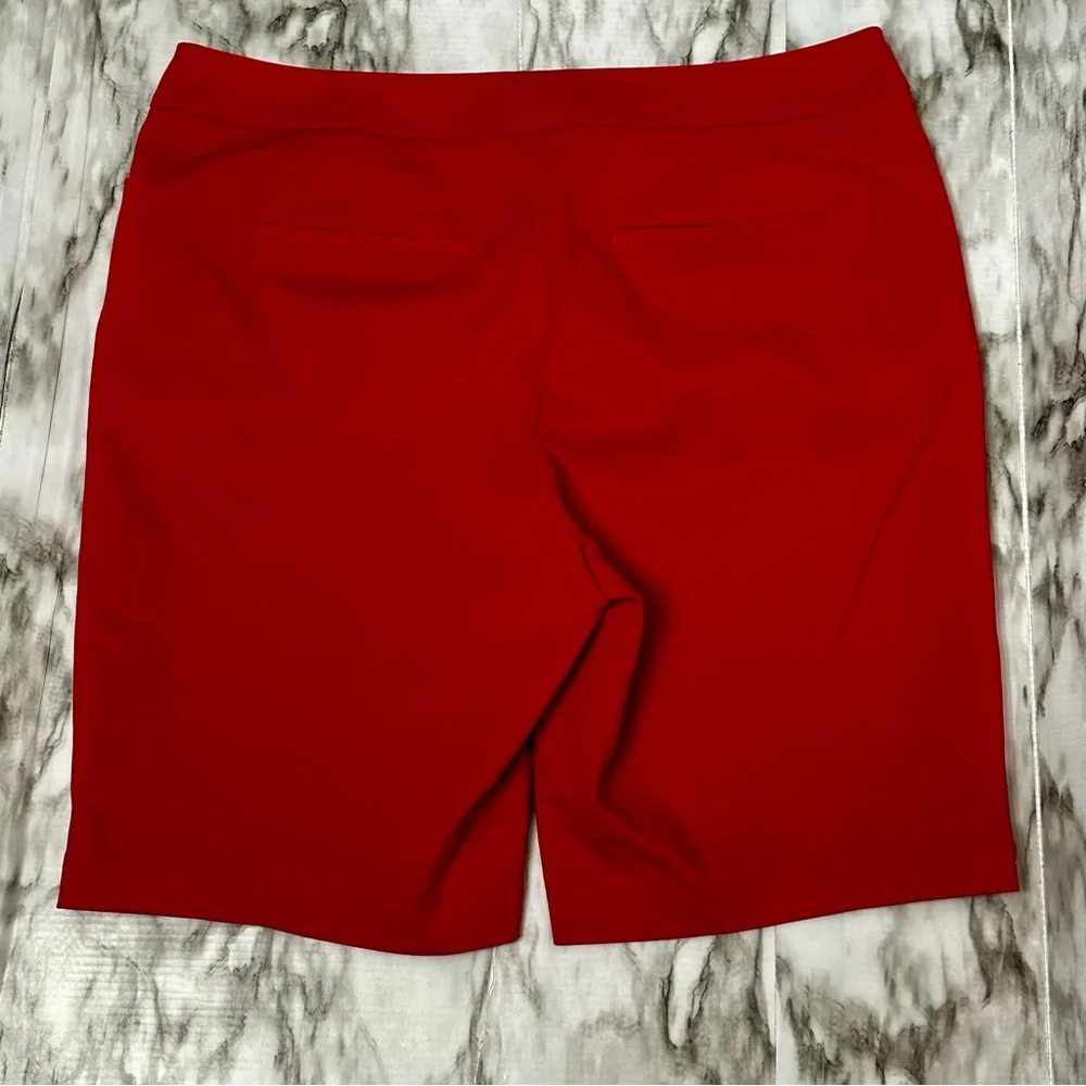 Chico's Red Bermuda Shorts Tailored Cotton Blend Classic Style Vibrant Color